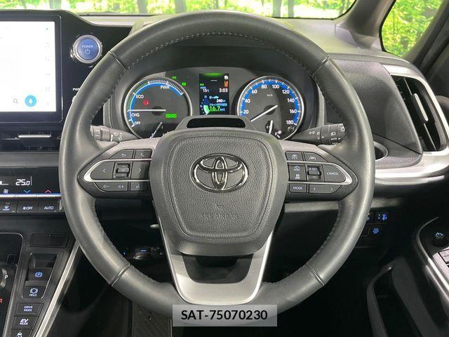 Toyota NOAH HYBRID 2023-10 7501949-11
