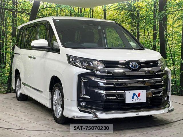 Toyota NOAH HYBRID 2023-10 7501949-16