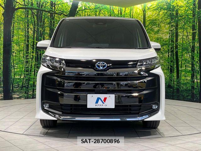 Toyota NOAH HYBRID 2023-04 7618810-14