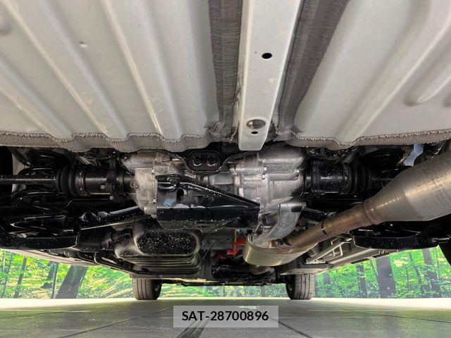 Toyota NOAH HYBRID 2023-04 7618810-18