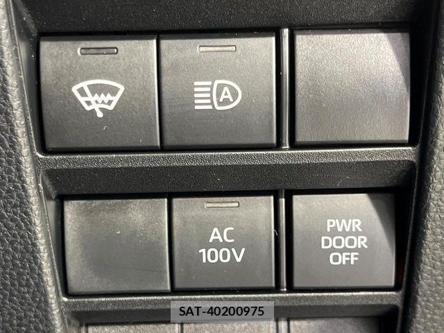 Toyota NOAH HYBRID 2025-02 7787771-6