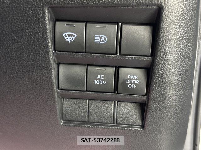 Toyota NOAH HYBRID 2023-08 7787772-19