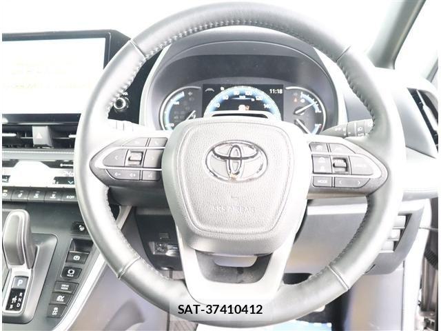 Toyota NOAH HYBRID 2022-07 7787770-14