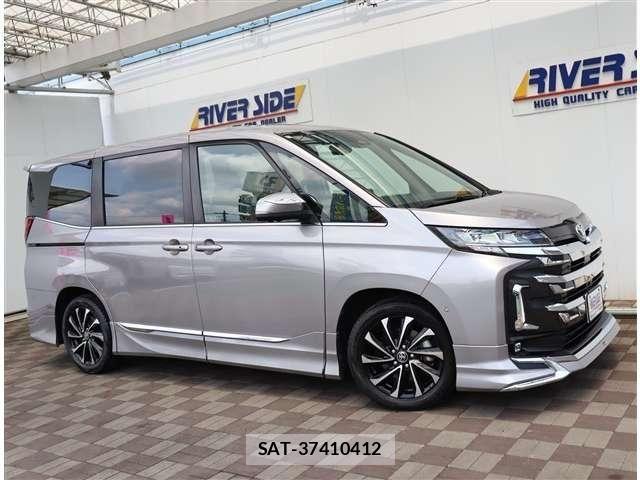 Toyota NOAH HYBRID 2022-07 7787770-24