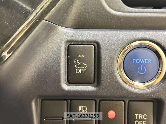 Toyota NOAH HYBRID 2016-07 7963026-14