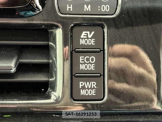 Toyota NOAH HYBRID 2016-07 7963026-25
