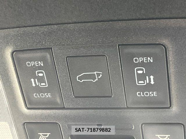 Toyota NOAH HYBRID 2023-07 7963022-5