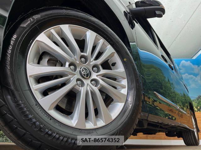 Toyota NOAH HYBRID 2022-06 7980364-19