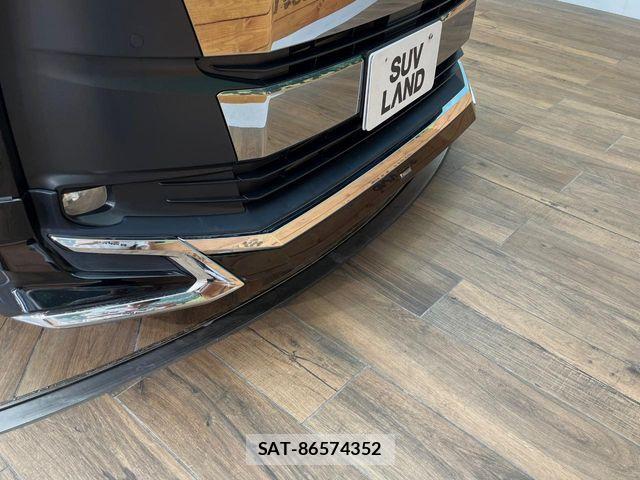 Toyota NOAH HYBRID 2022-06 7980364-2