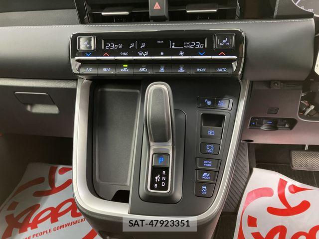 Toyota NOAH HYBRID 2022-11 7980363-7
