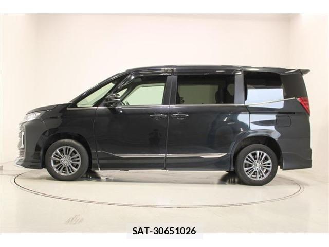 Toyota NOAH HYBRID 2023-01 8037284-7