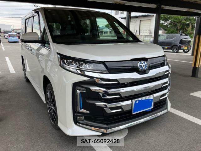 Toyota NOAH HYBRID 2024-05 8037283-3