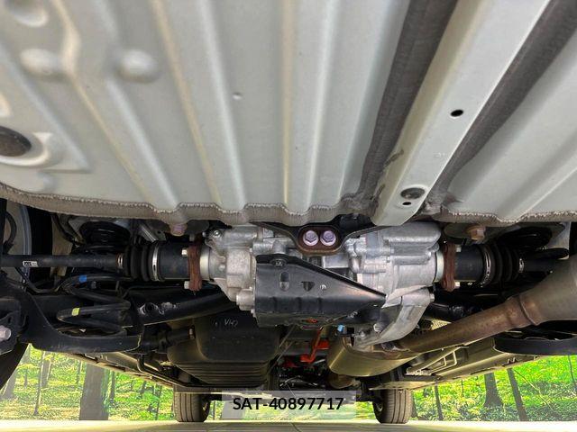 Toyota NOAH HYBRID 2023-12 8037276-18