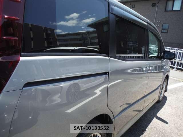 Toyota NOAH HYBRID 2016-10 8100881-11