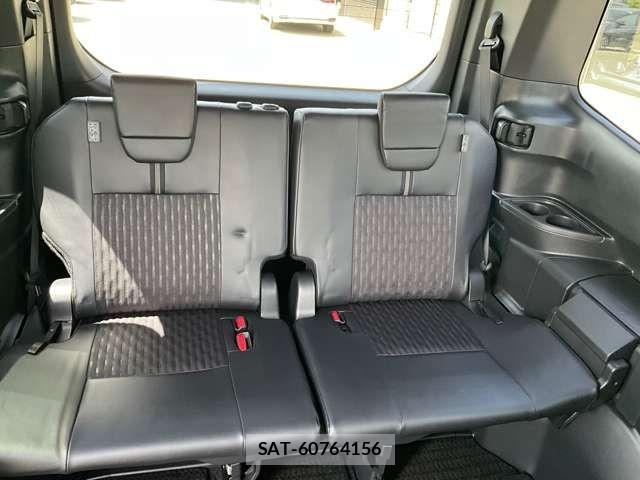 Toyota NOAH HYBRID 2023-10 8100880-26