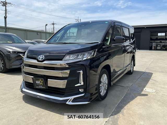 Toyota NOAH HYBRID 2023-10 8100880-2