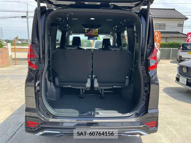 Toyota NOAH HYBRID 2023-10 8100880-29