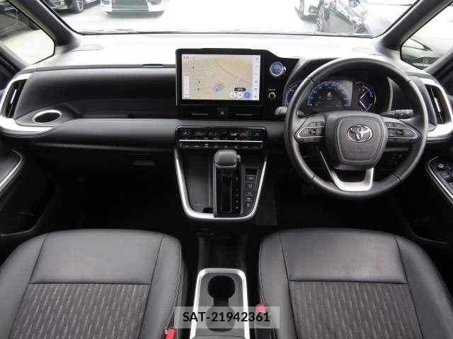 Toyota NOAH HYBRID 2022-05 8131652-25