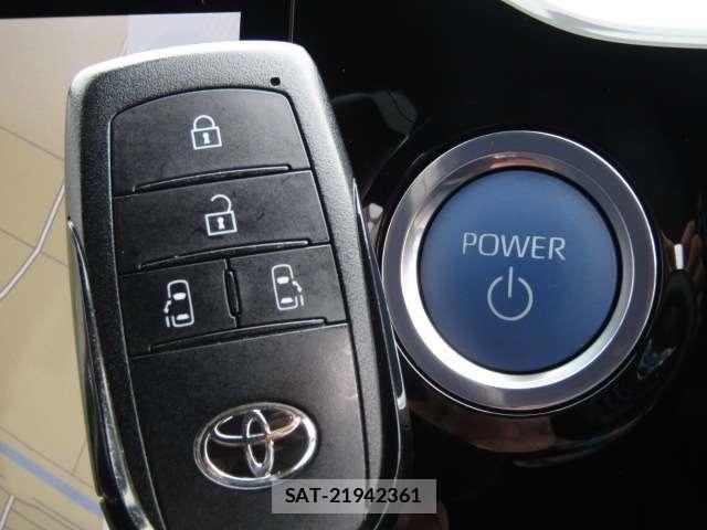 Toyota NOAH HYBRID 2022-05 8131652-3
