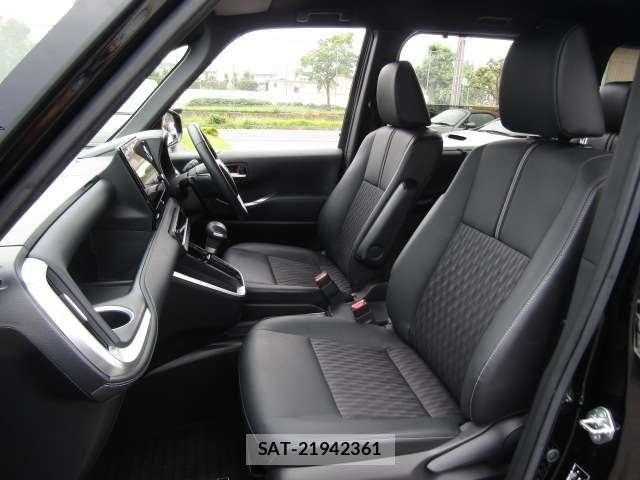 Toyota NOAH HYBRID 2022-05 8131652-5