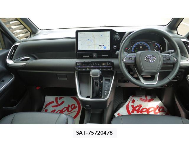 Toyota NOAH HYBRID 2025-07 8209211-1