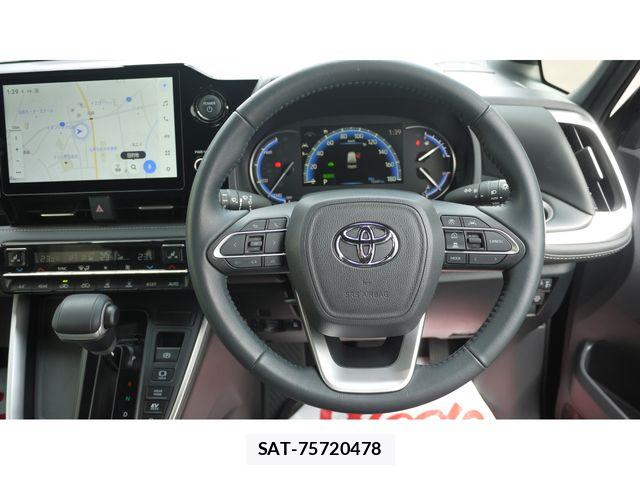 Toyota NOAH HYBRID 2025-07 8209211-5