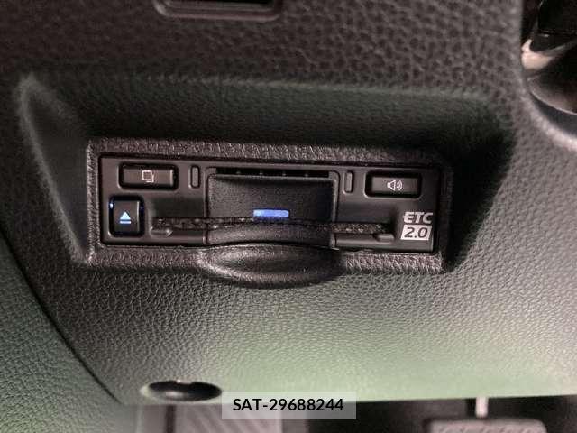Toyota NOAH HYBRID 2023-10 8209209-19