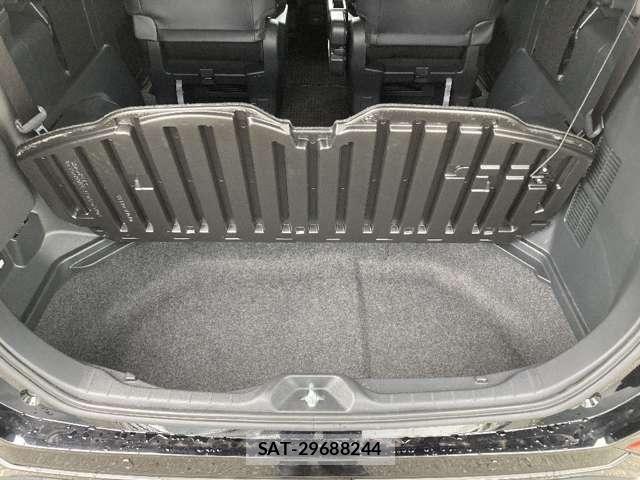 Toyota NOAH HYBRID 2023-10 8209209-29