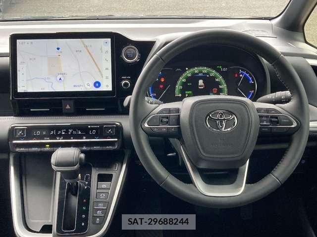 Toyota NOAH HYBRID 2023-10 8209209-6