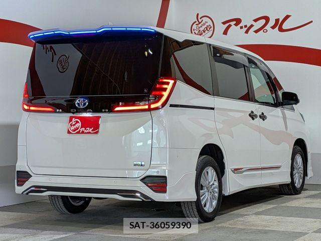 Toyota NOAH HYBRID 2025-03 8316044-28