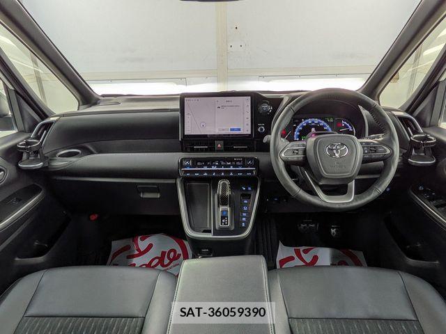 Toyota NOAH HYBRID 2025-03 8316044-8