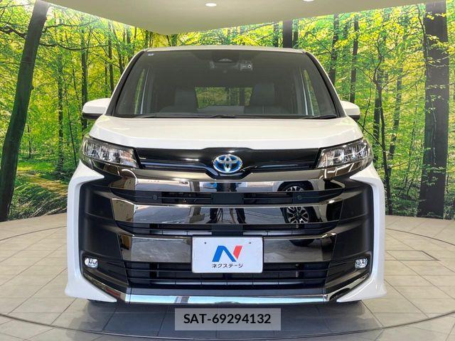 Toyota NOAH HYBRID 2022-06 8337177-14