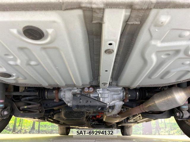 Toyota NOAH HYBRID 2022-06 8337177-18