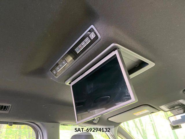 Toyota NOAH HYBRID 2022-06 8337177-3