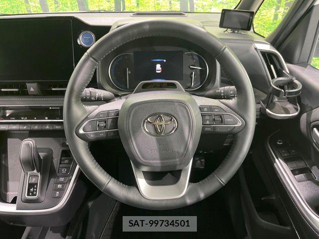 Toyota NOAH HYBRID 2023-02 8337176-11