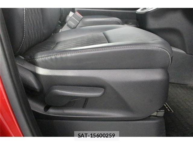 Toyota NOAH HYBRID 2022-10 8367767-27