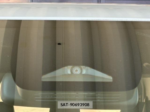 Toyota NOAH HYBRID 2023-03 8414043-14