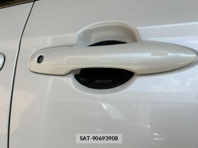 Toyota NOAH HYBRID 2023-03 8414043-17