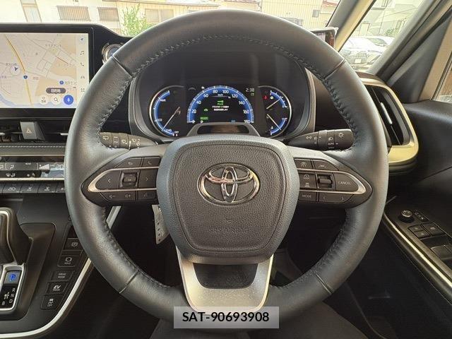 Toyota NOAH HYBRID 2023-03 8414043-28