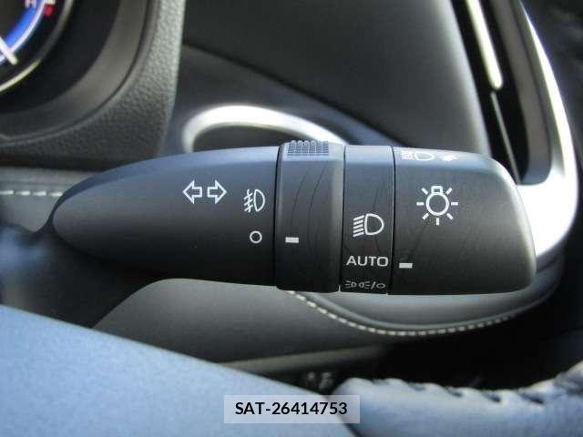 Toyota NOAH HYBRID 2024-09 8563002-18