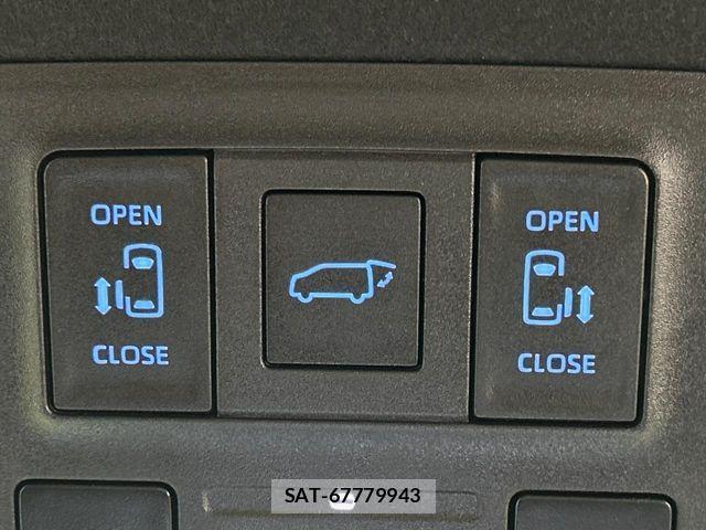 Toyota NOAH HYBRID 2024-08 8628131-8