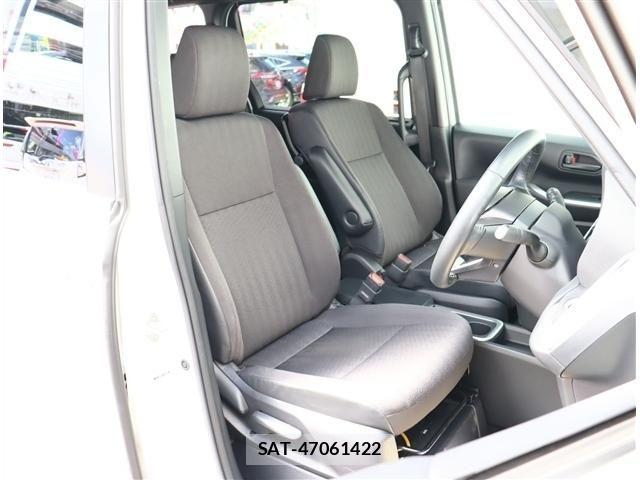 Toyota NOAH HYBRID 2024-07 8660723-12