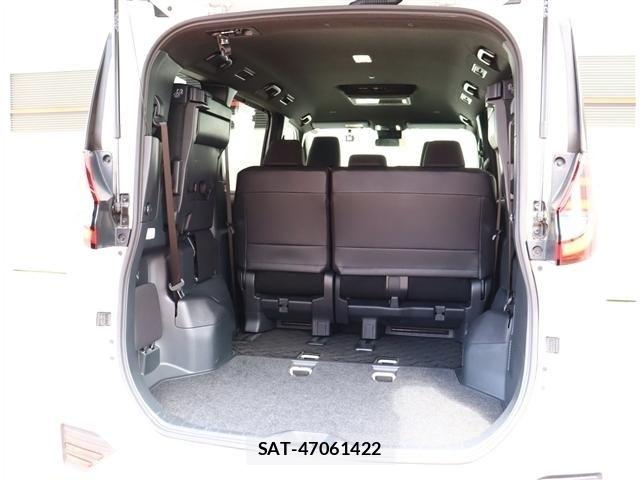 Toyota NOAH HYBRID 2024-07 8660723-16