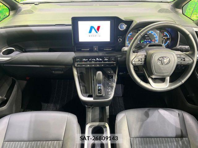 Toyota NOAH HYBRID 2022-08 8686187-1