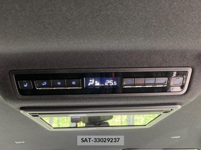 Toyota NOAH HYBRID 2023-09 8830826-9