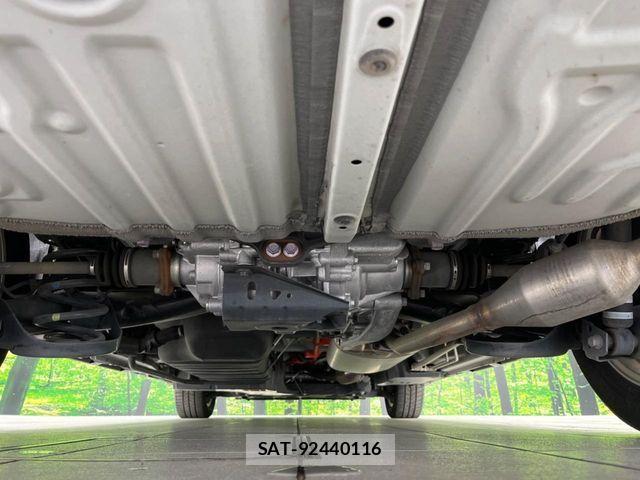 Toyota NOAH HYBRID 2022-03 8830827-18