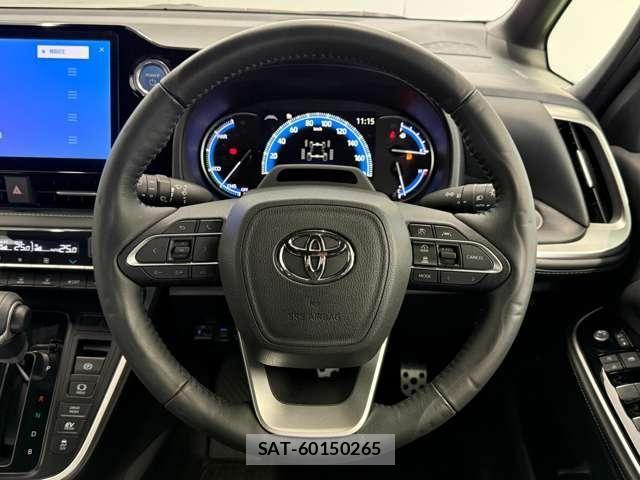 Toyota NOAH HYBRID 2022-03 8850185-15