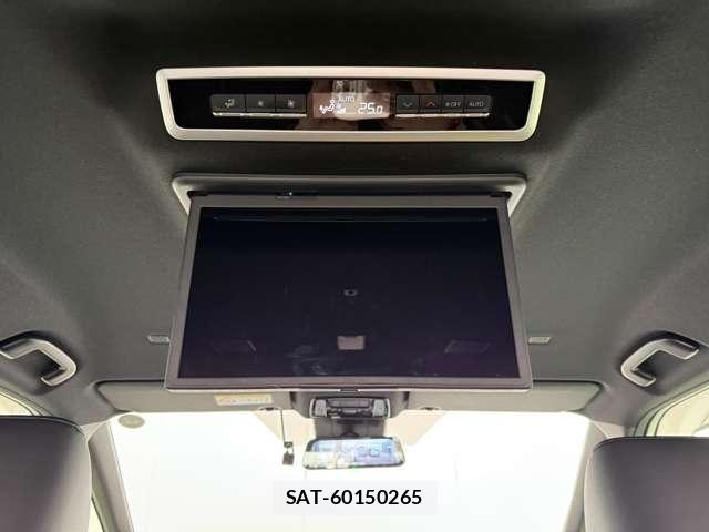 Toyota NOAH HYBRID 2022-03 8850185-21