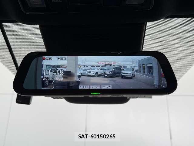 Toyota NOAH HYBRID 2022-03 8850185-23