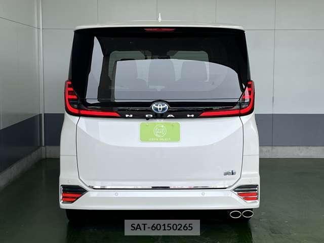 Toyota NOAH HYBRID 2022-03 8850185-5